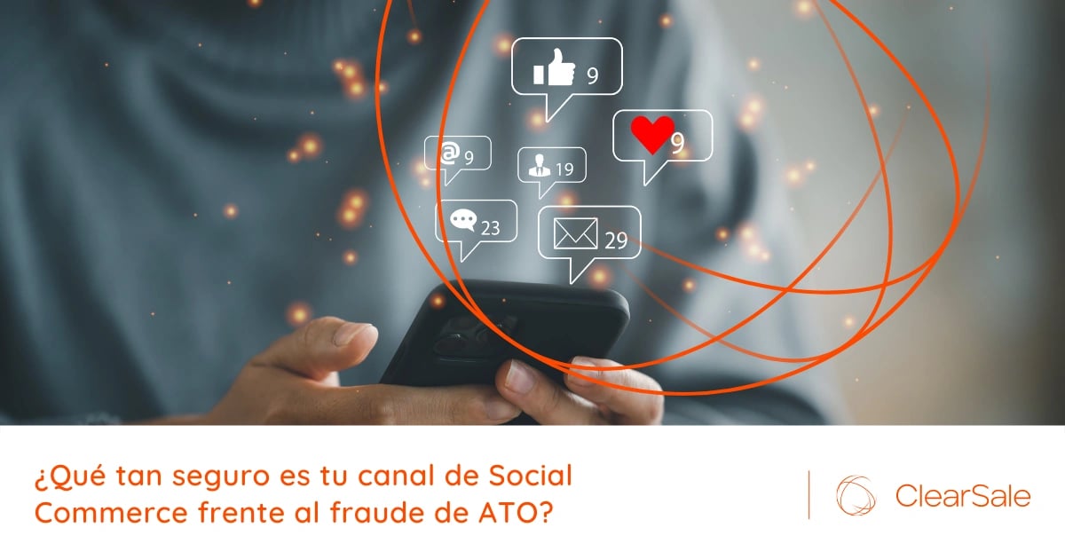 Hombre en el teléfono - ¿Qué tan seguro es tu canal de Social Commerce frente al fraude de ATO?